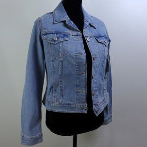 NWT Levi Signature Gold Denim Jacket Light wash MEDIUM